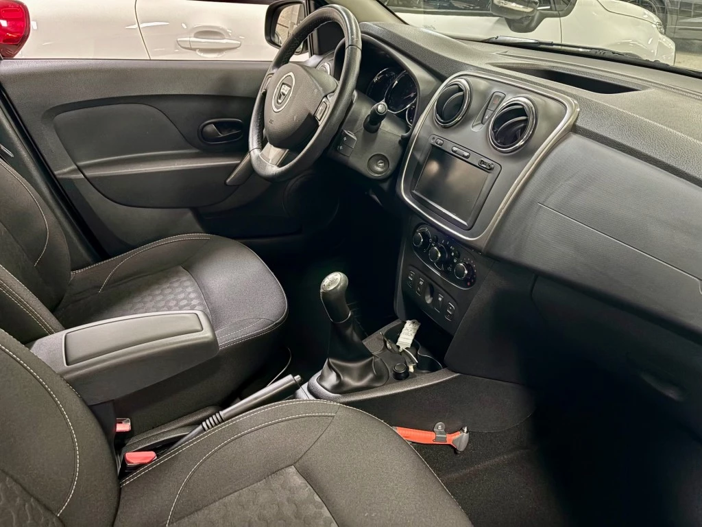 Hoofdafbeelding Dacia Logan