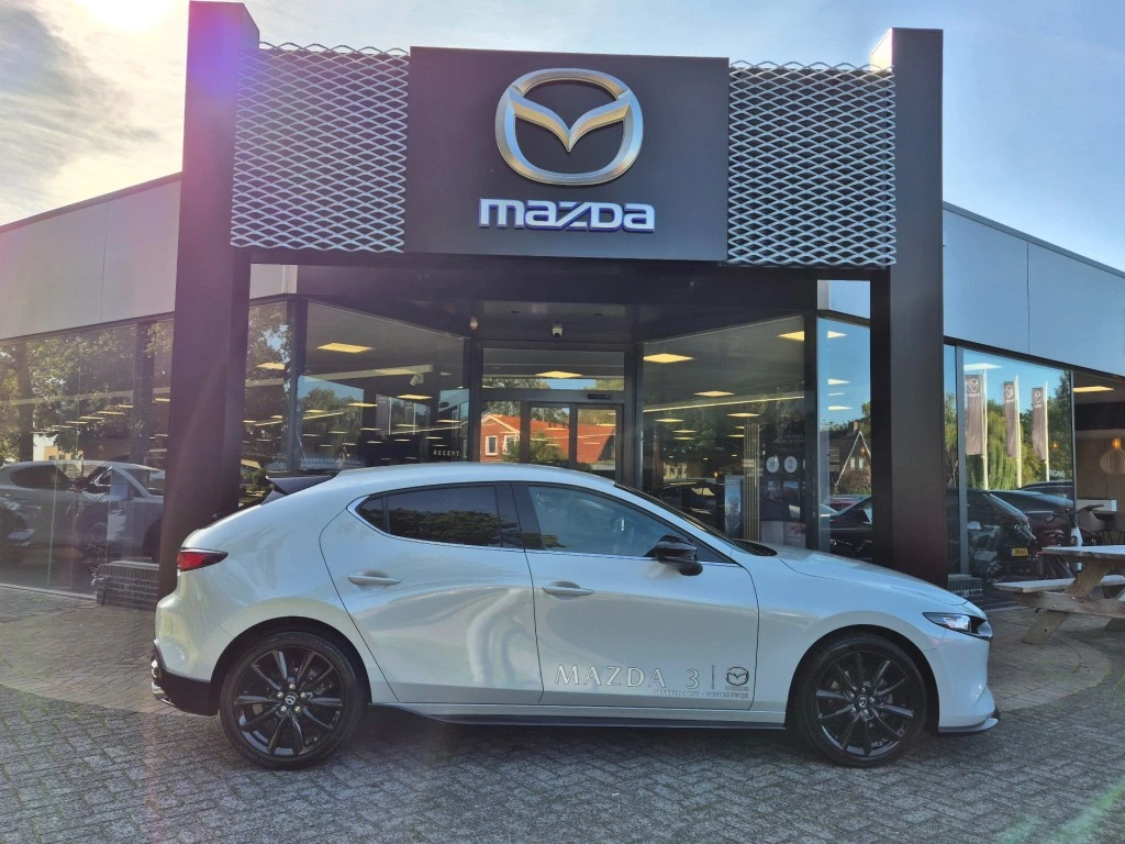Hoofdafbeelding Mazda 3
