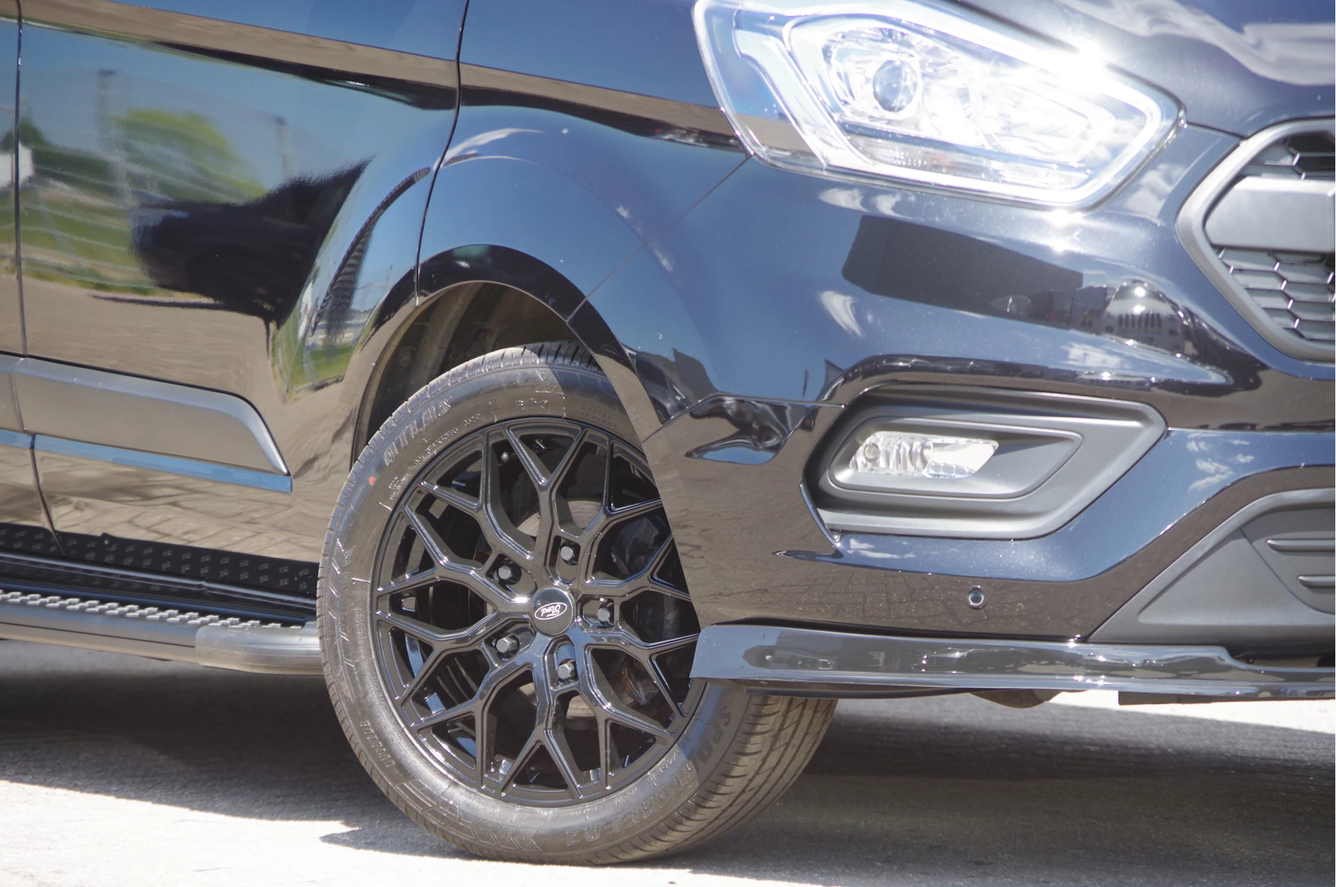 Hoofdafbeelding Ford Transit Custom