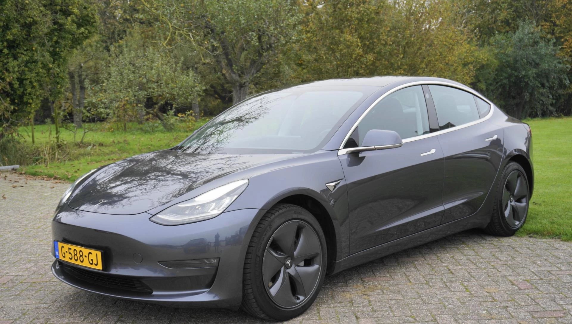 Hoofdafbeelding Tesla Model 3