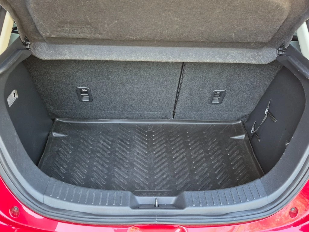 Hoofdafbeelding Mazda 2