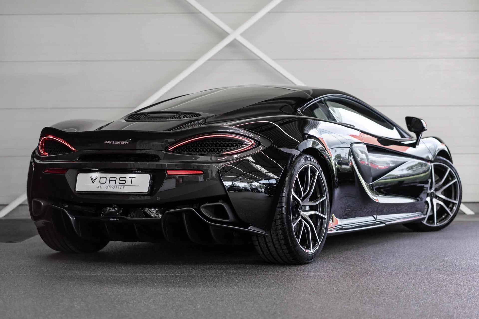 Hoofdafbeelding McLaren 570GT