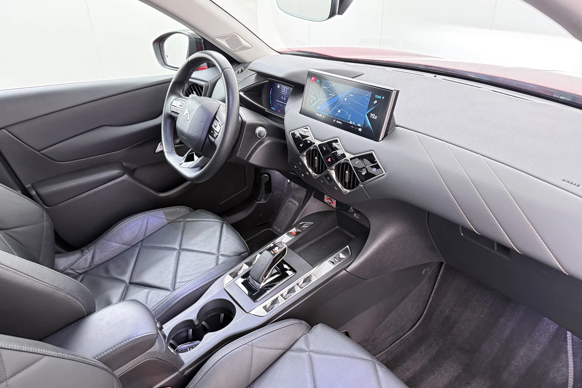 Hoofdafbeelding DS DS 3