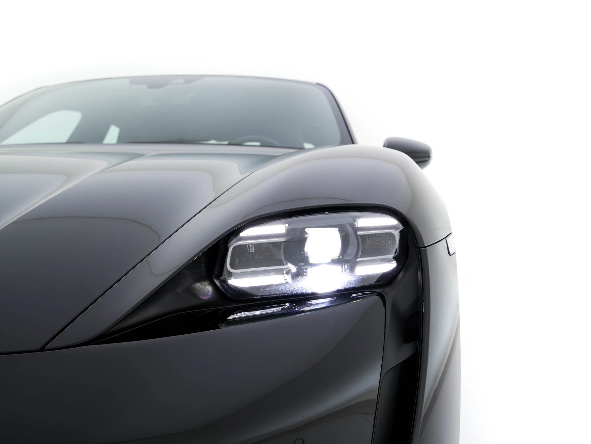 Hoofdafbeelding Porsche Taycan