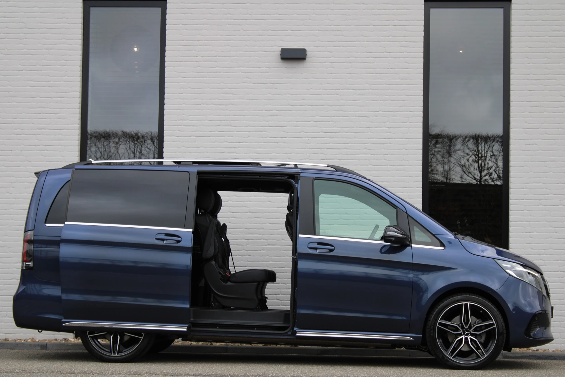 Hoofdafbeelding Mercedes-Benz EQV