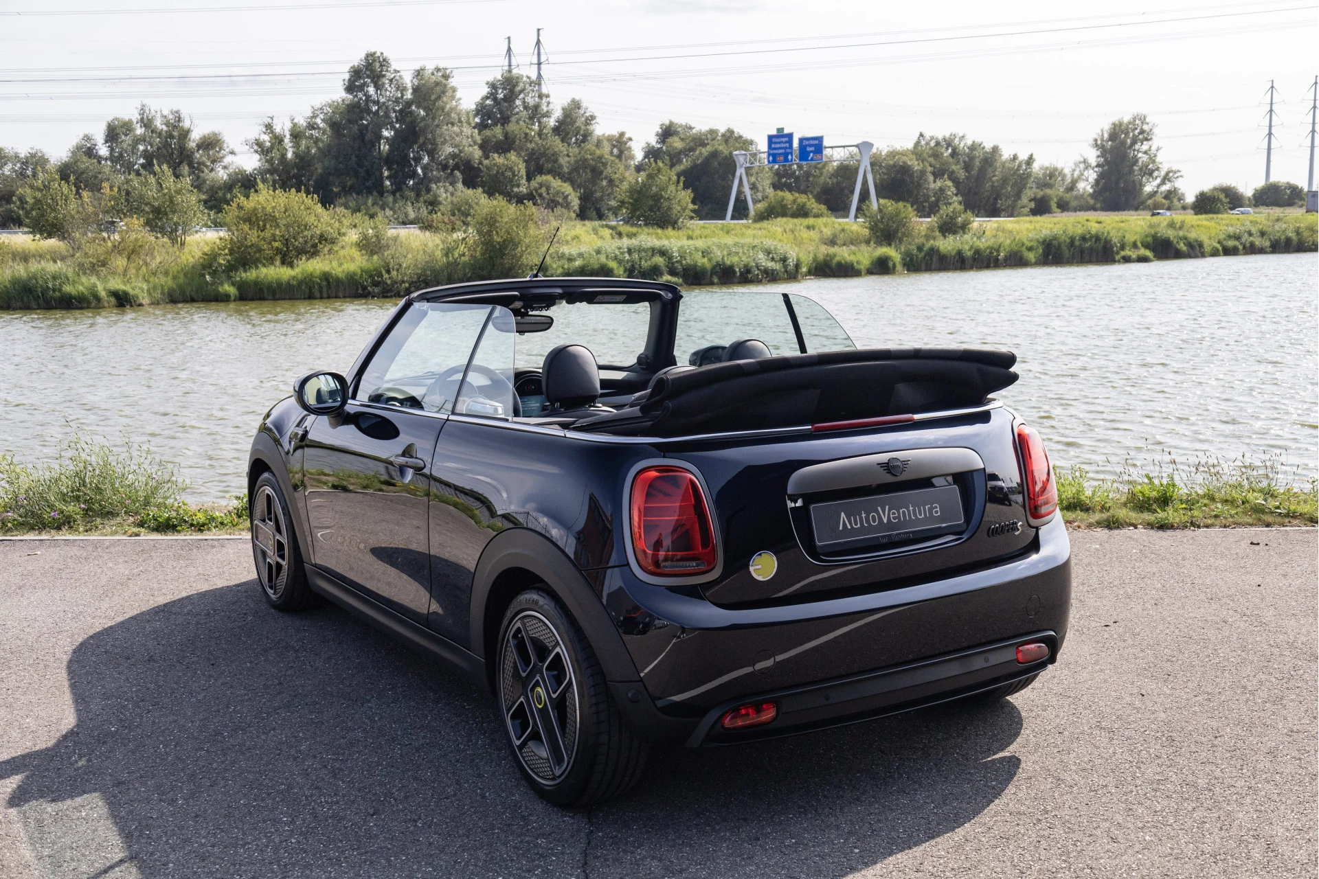 Hoofdafbeelding MINI Cabrio