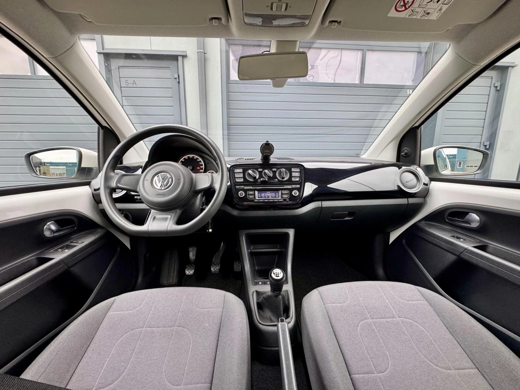 Hoofdafbeelding Volkswagen up!