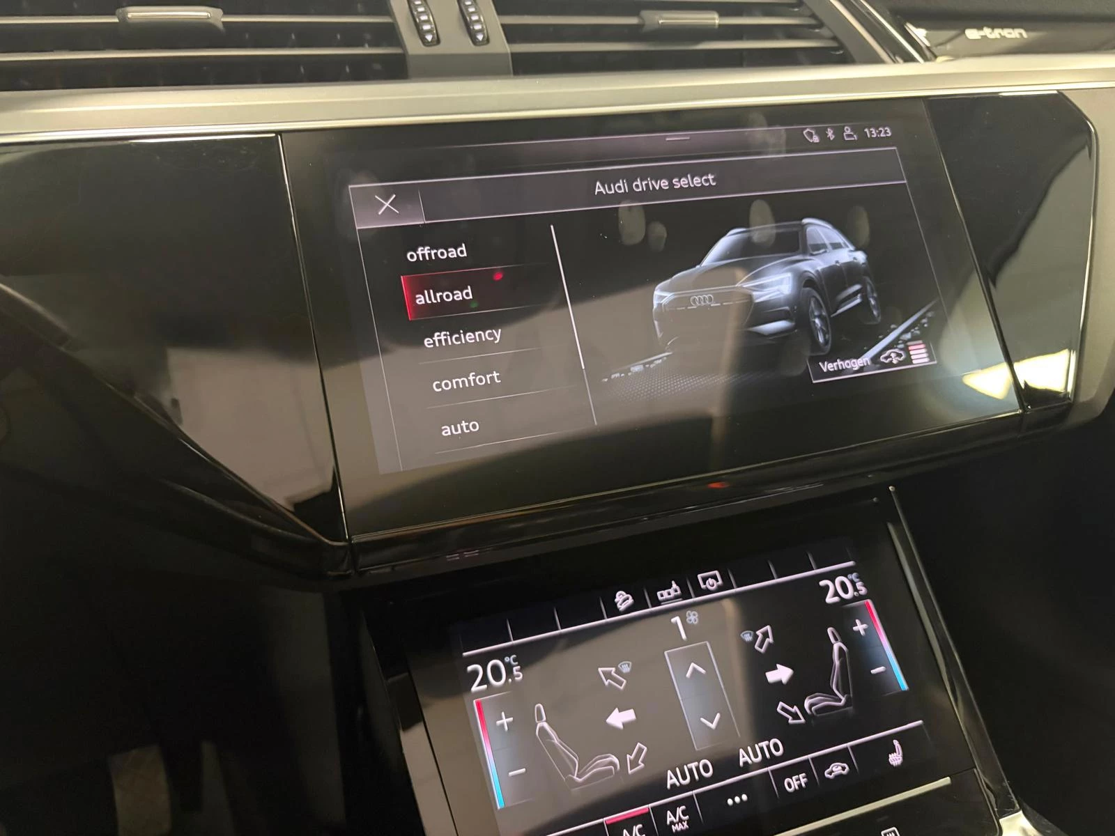 Hoofdafbeelding Audi e-tron