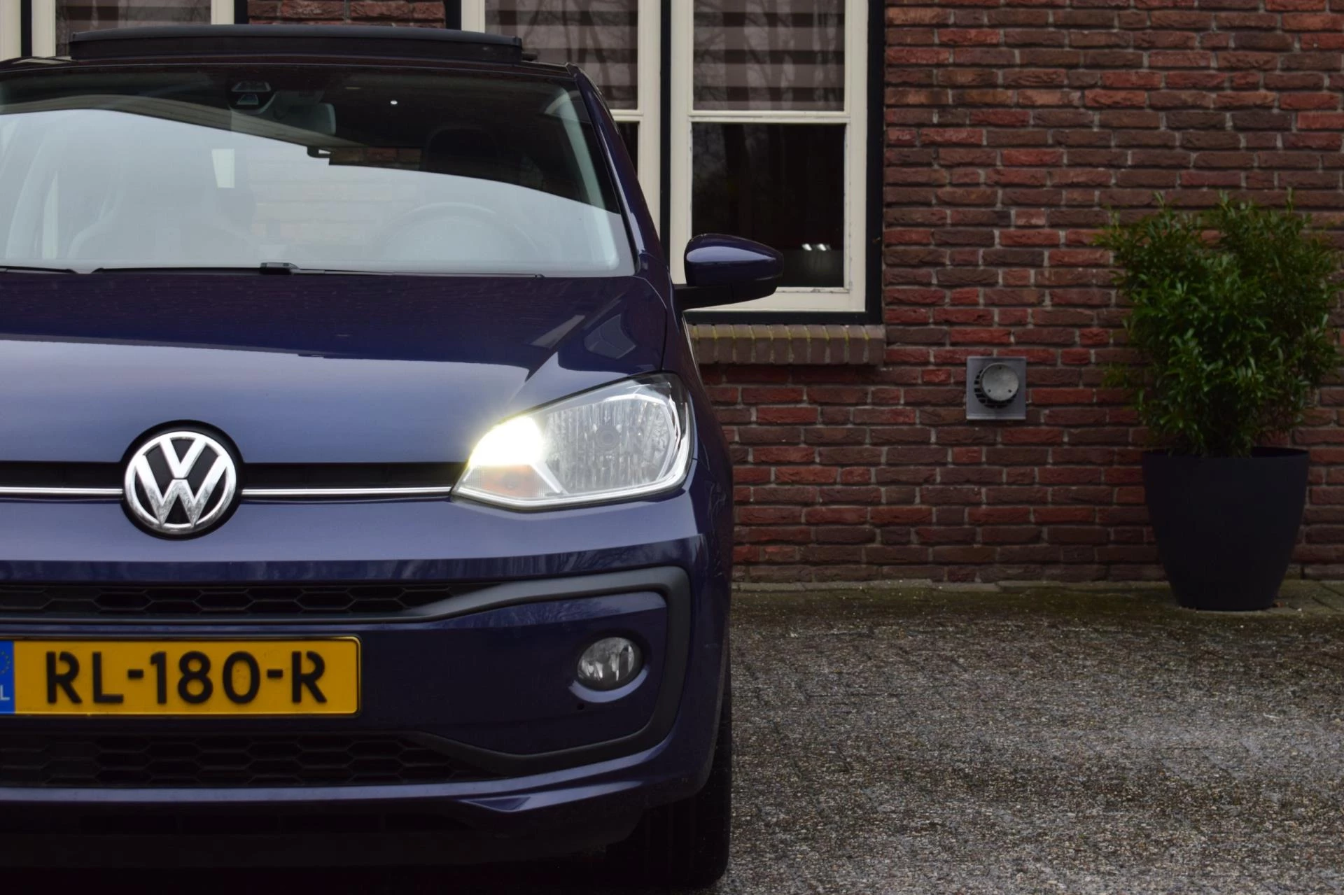 Hoofdafbeelding Volkswagen up!