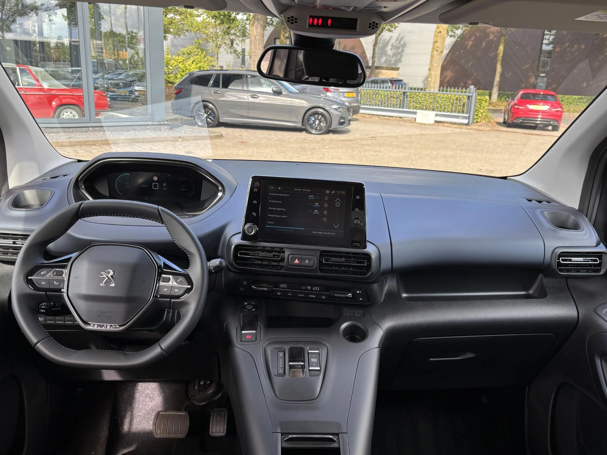 Hoofdafbeelding Peugeot Rifter