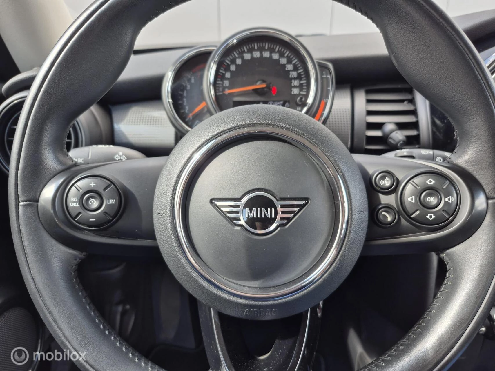 Hoofdafbeelding MINI Cooper