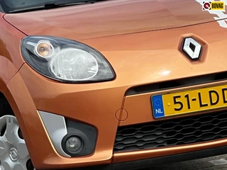Renault Twingo 1.2-16V Authentique Sport - T.S. ORANGE R.T.T - Airco/Lichtmetaal - Uber netjes