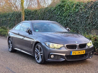 BMW 4-serie 430i Coupé M Sport 252 PK Trekhaak Apple CarPlay Dig.dash GR Screen Navi nbt evo 6wb 2e-Eigenaar High Executive
