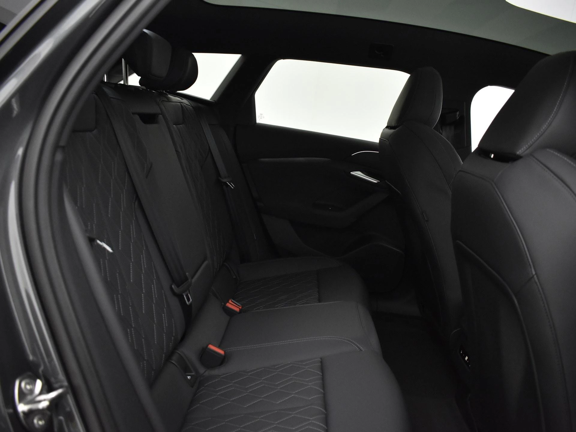 Hoofdafbeelding Audi A6 Avant e-tron