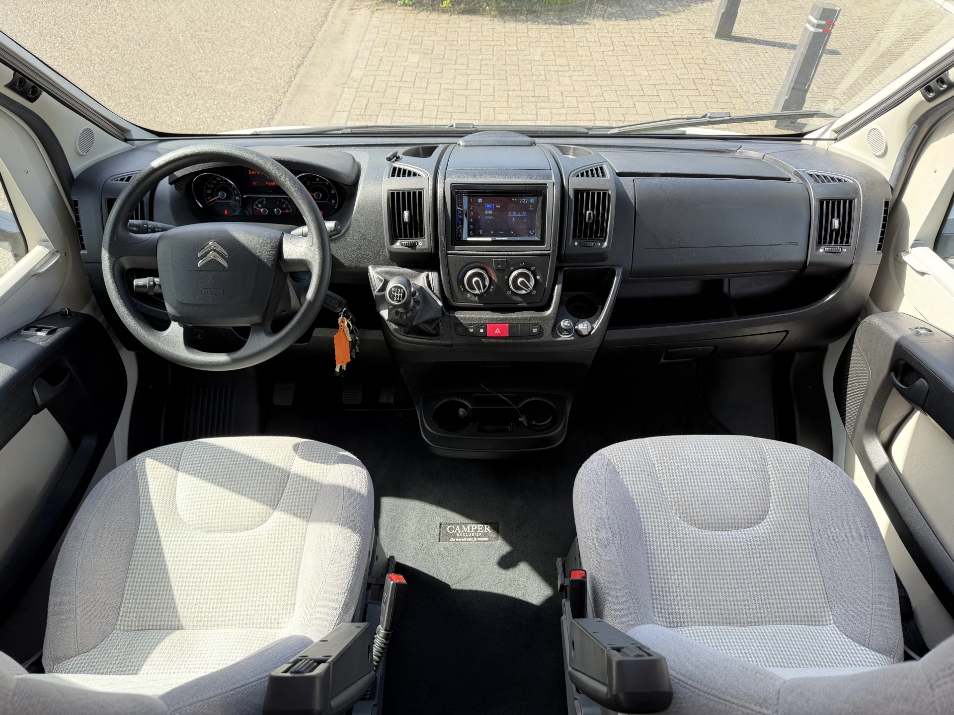 Hoofdafbeelding Adria MATRIX 600 DT