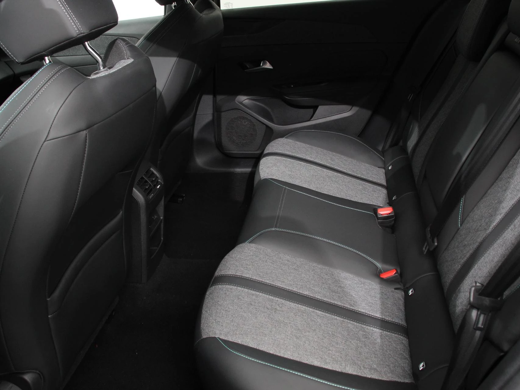 Hoofdafbeelding Peugeot 408