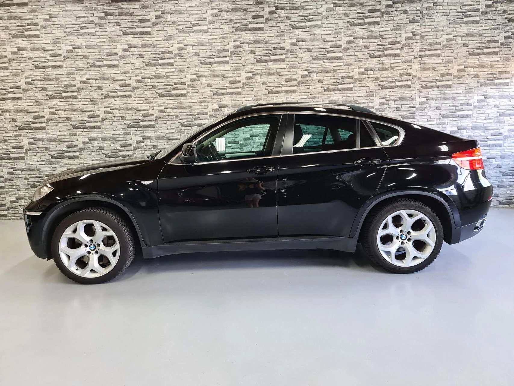 Hoofdafbeelding BMW X6