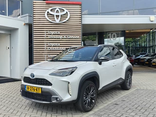 Toyota Yaris Cross 1.5 HYBRID TREKHAAK PARK-SENSOREN BLIND-SPOT NAVI STOEL/STUURVERW KEYLESS DRAADLOOS LADEN 18"LMV AD-CRUISE