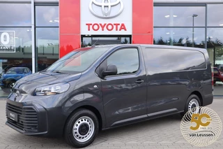 Toyota PROACE LONG WORKER CHALLENGER L2H1 75KWH ELECTRIC 3-PERS APPLE/ANDROID CRUISE P-SENSOREN DAB+ NIEUW UIT VOORRAAD LEVERBAAR!
