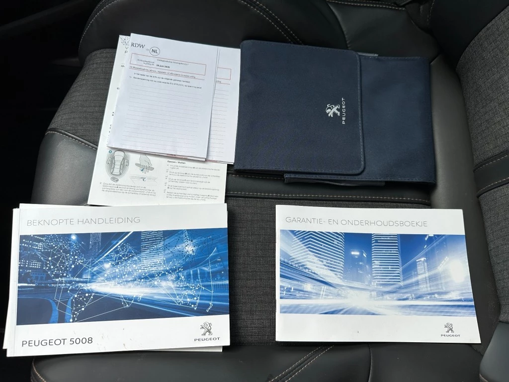 Hoofdafbeelding Peugeot 5008