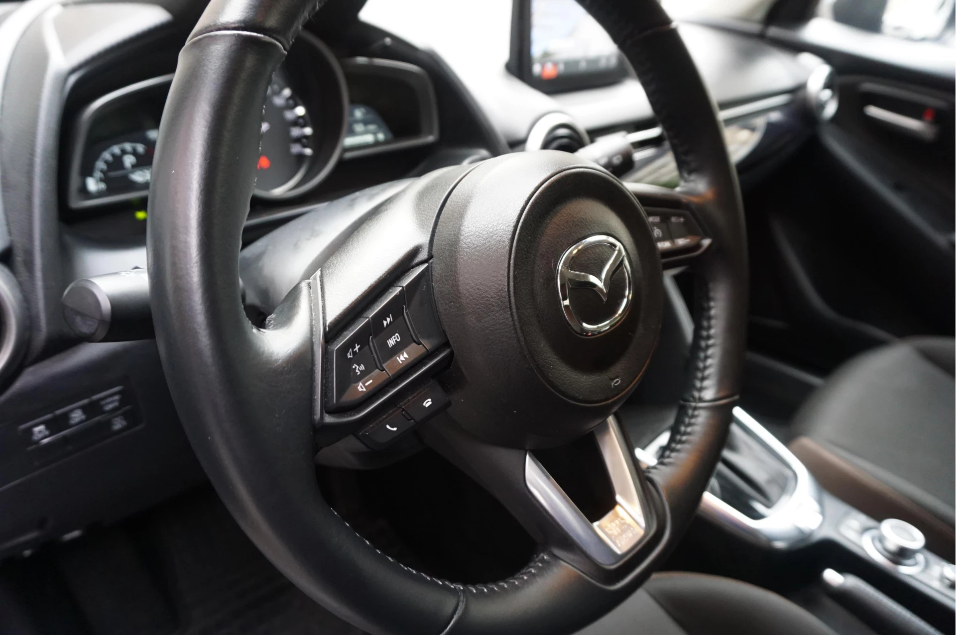 Hoofdafbeelding Mazda 2
