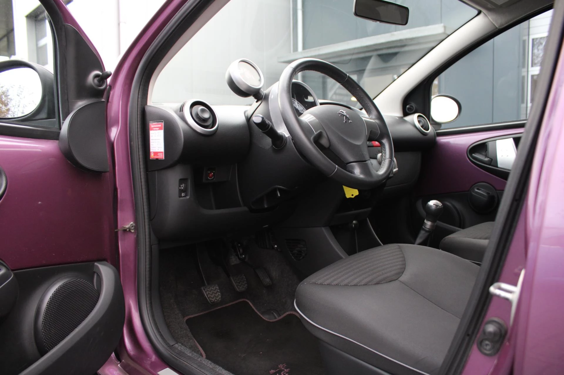 Hoofdafbeelding Peugeot 107