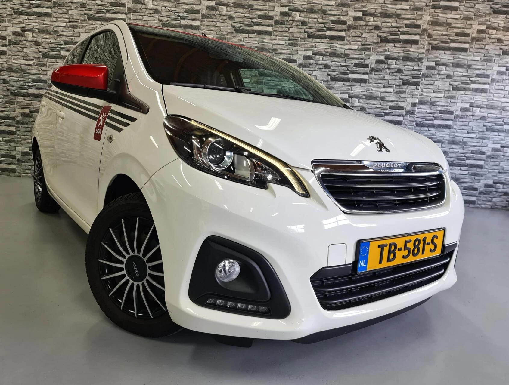 Hoofdafbeelding Peugeot 108