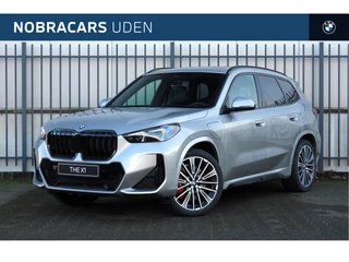 BMW X1 xDrive25e M Sport Auomaat / Panoramadak / Trekhaak / Achteruitrijcamera / Sportstoelen / M Adaptief onderstel / Adaptieve LED / Stuurverwarming