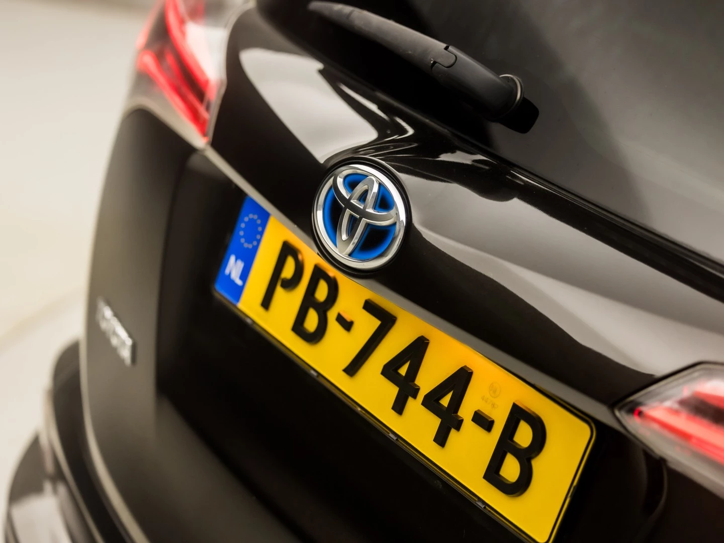 Hoofdafbeelding Toyota RAV4