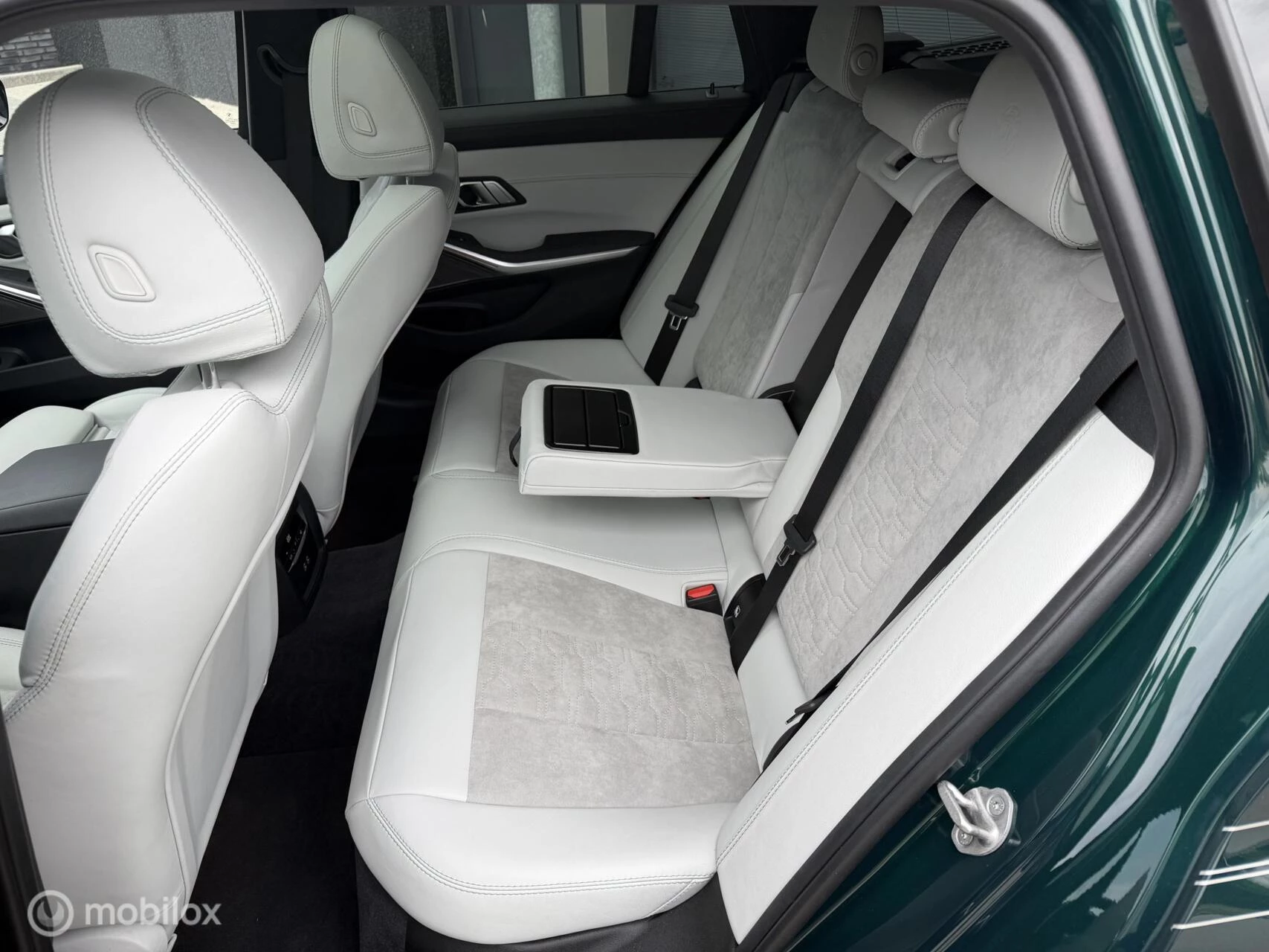 Hoofdafbeelding Alpina B3