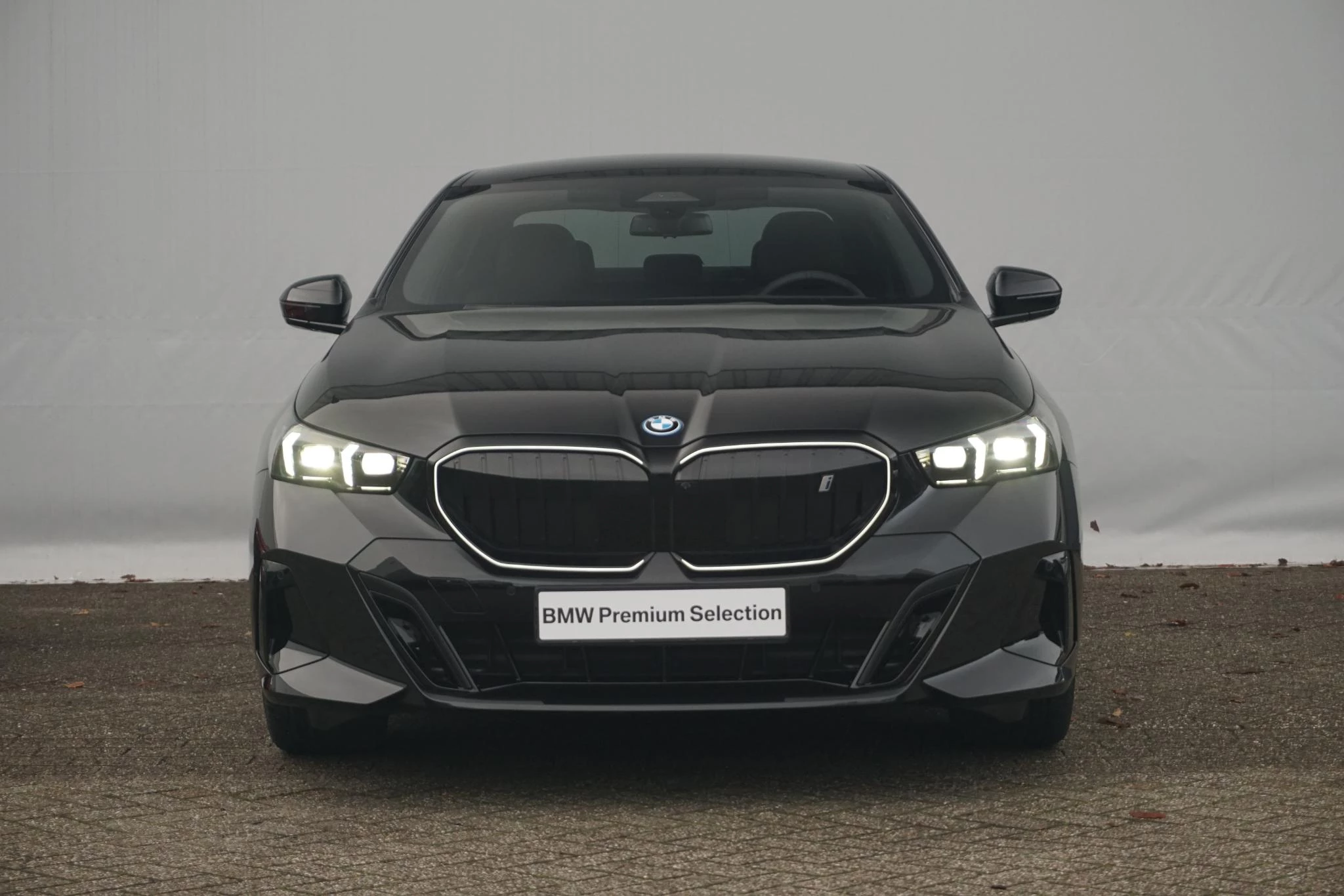 Hoofdafbeelding BMW i5