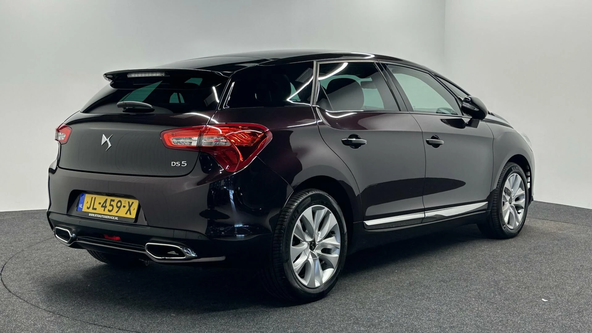 Hoofdafbeelding DS DS 5