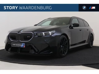 BMW 5 Serie Touring M5 Automaat / M Drive Professional / Trekhaak / M Carbon-keramische remmen / Bowers & Wilkins / M Multifunctionele Stoelen / Parking Assistant Professional