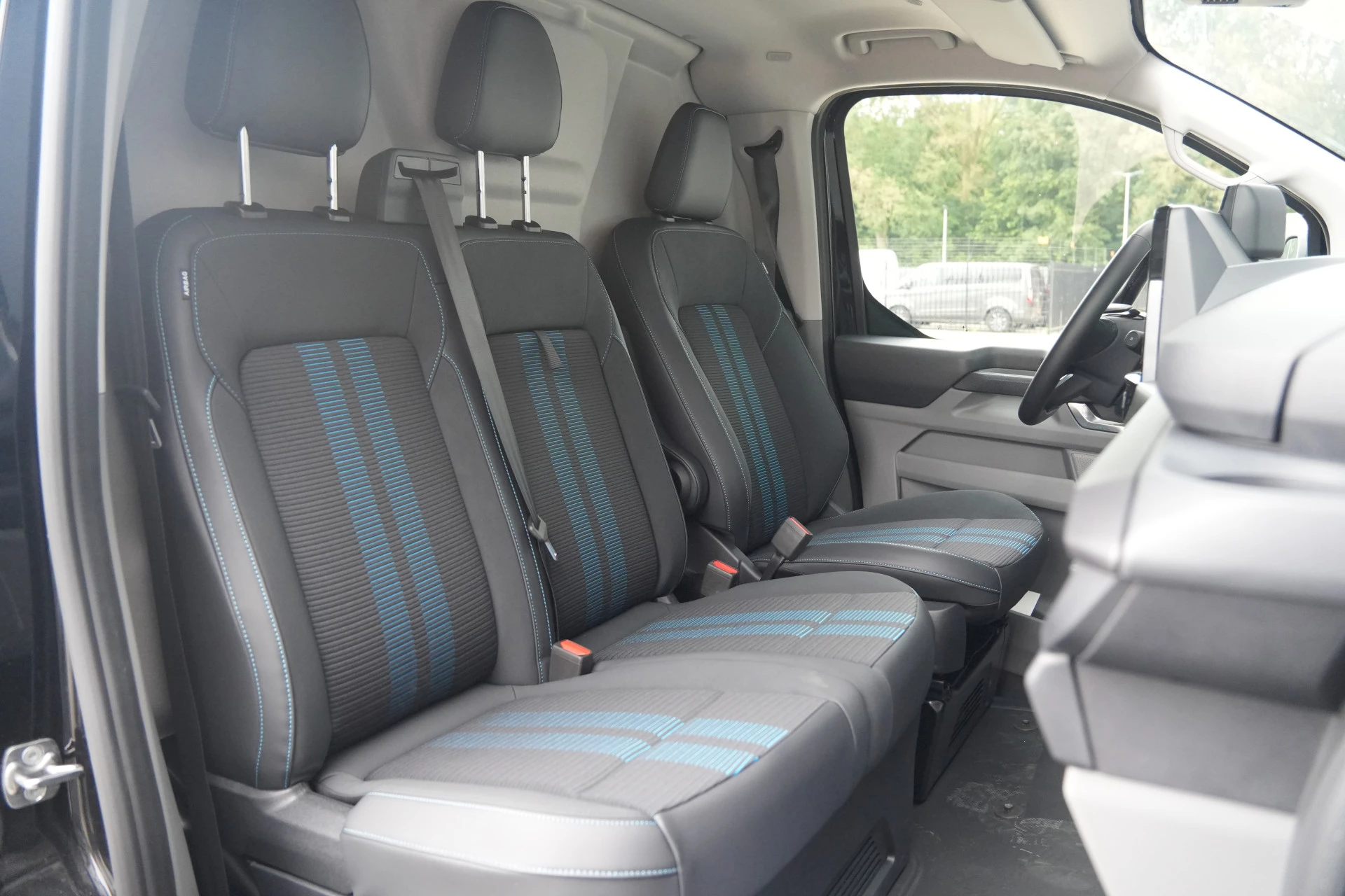 Hoofdafbeelding Ford E-Transit Custom