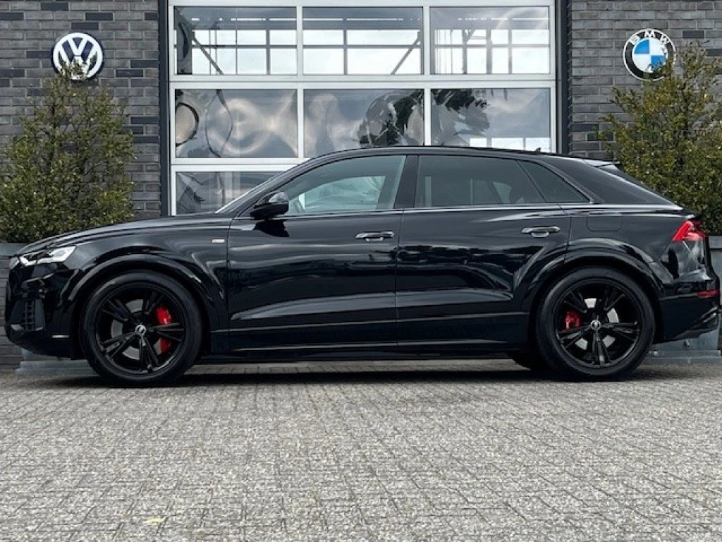Hoofdafbeelding Audi Q8