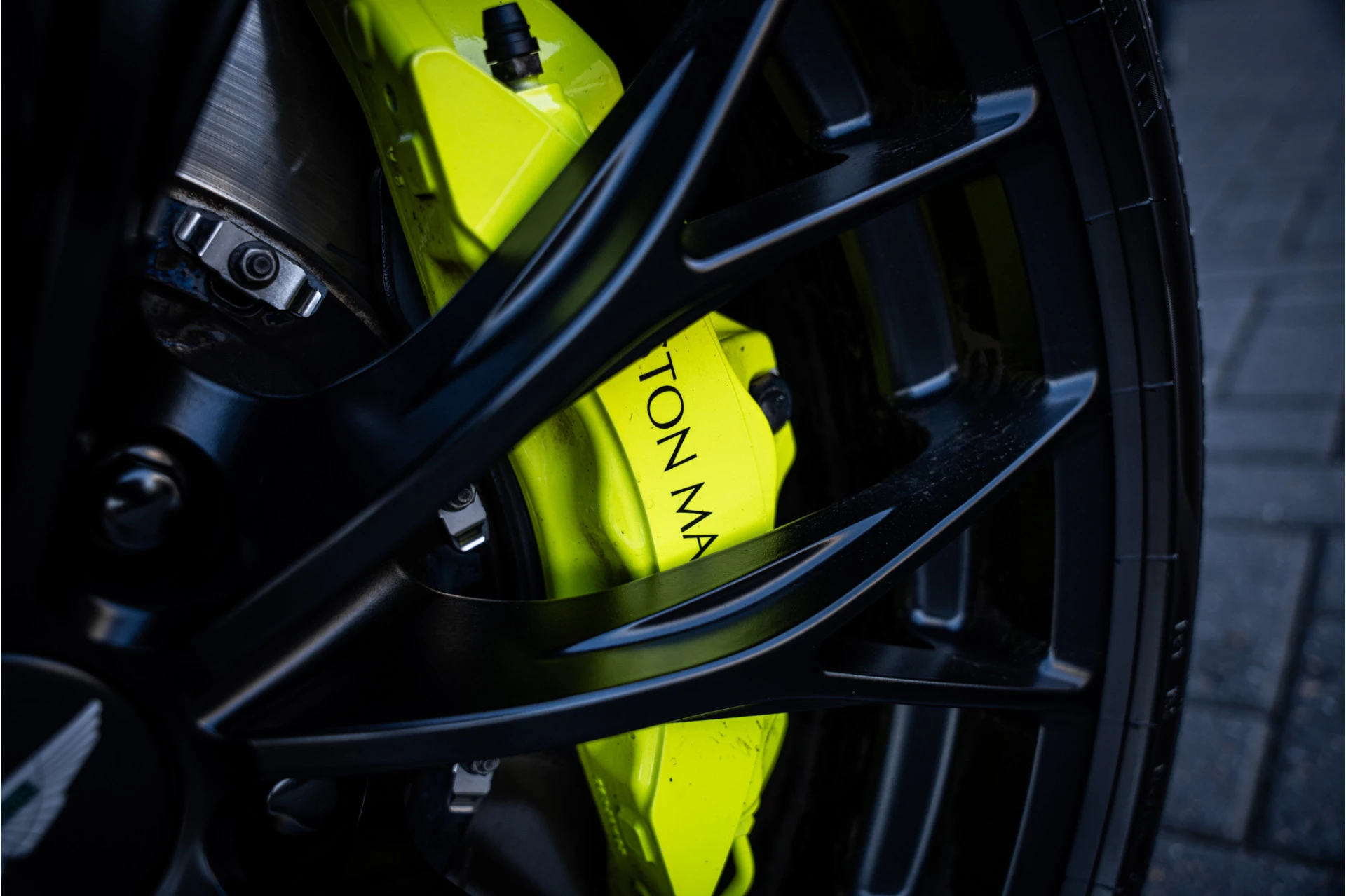 Hoofdafbeelding Aston Martin V8 Vantage