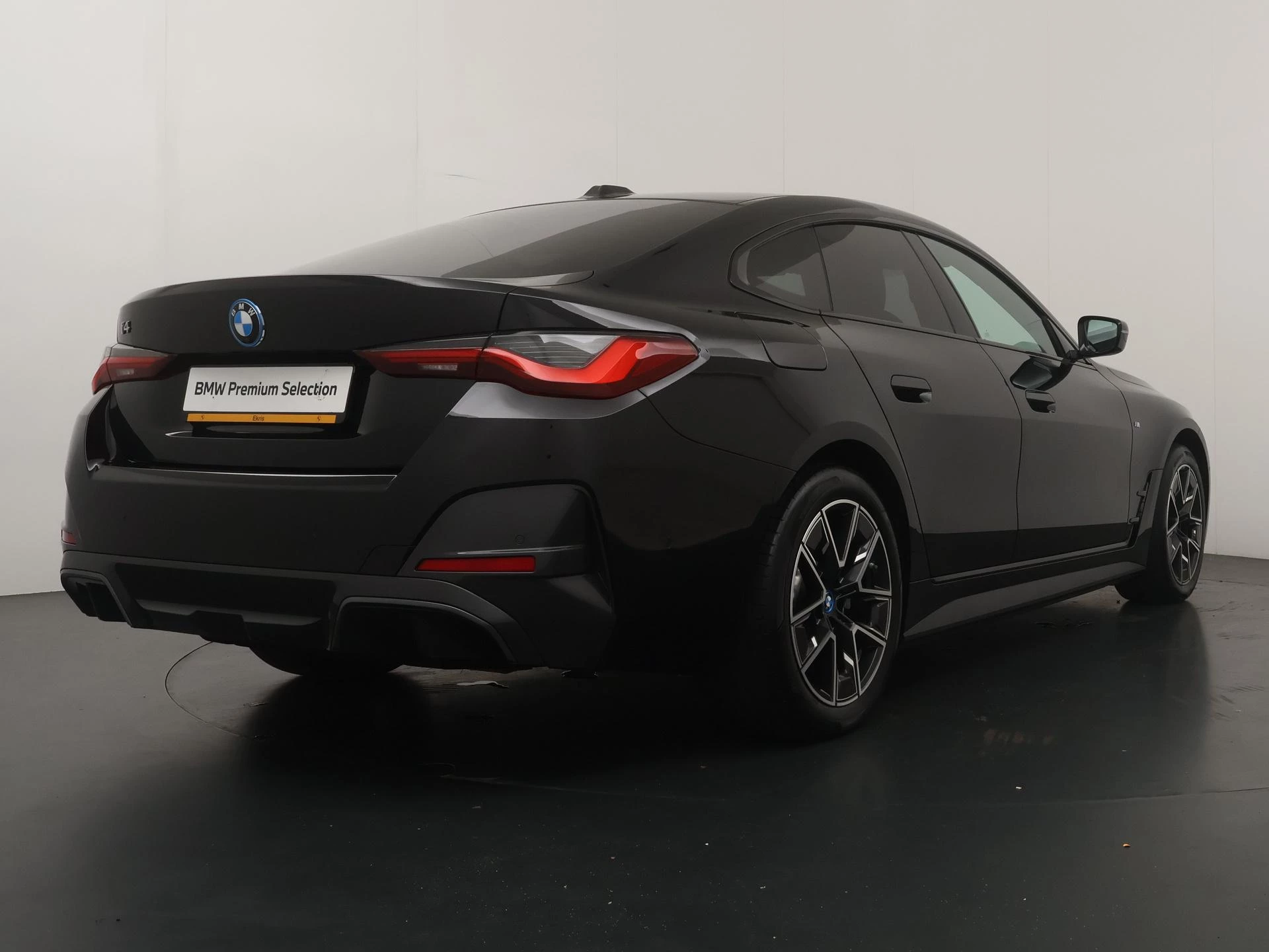 Hoofdafbeelding BMW i4