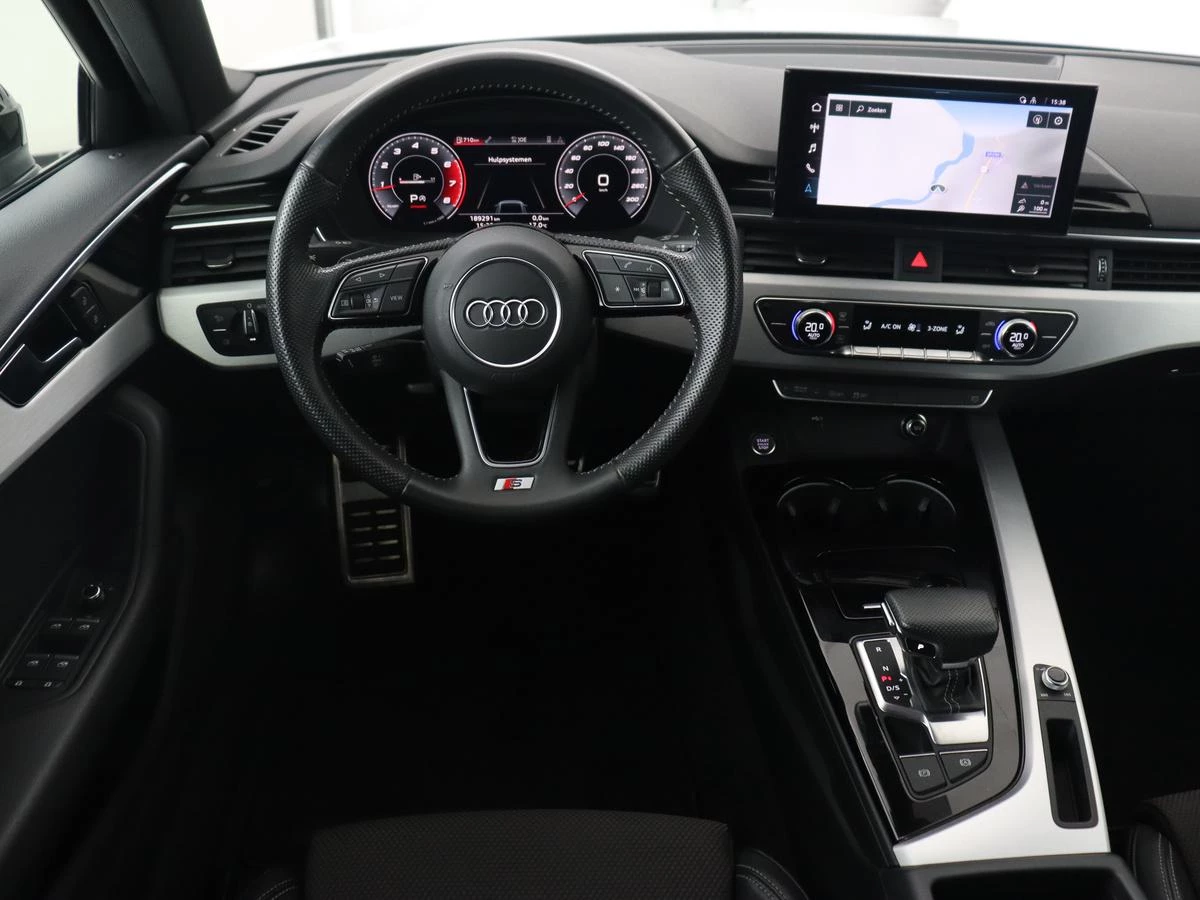 Hoofdafbeelding Audi A4