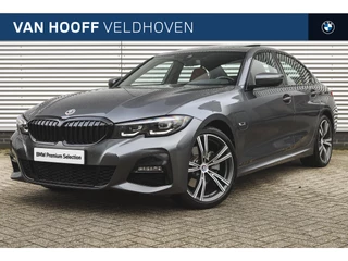 BMW 3 Serie 320e High Executive M Sport Automaat / BMW M 50 Jahre uitvoering / Schuif-kanteldak / Trekhaak / M Sportstoelen / LED / Comfort Access / Parking Assistant