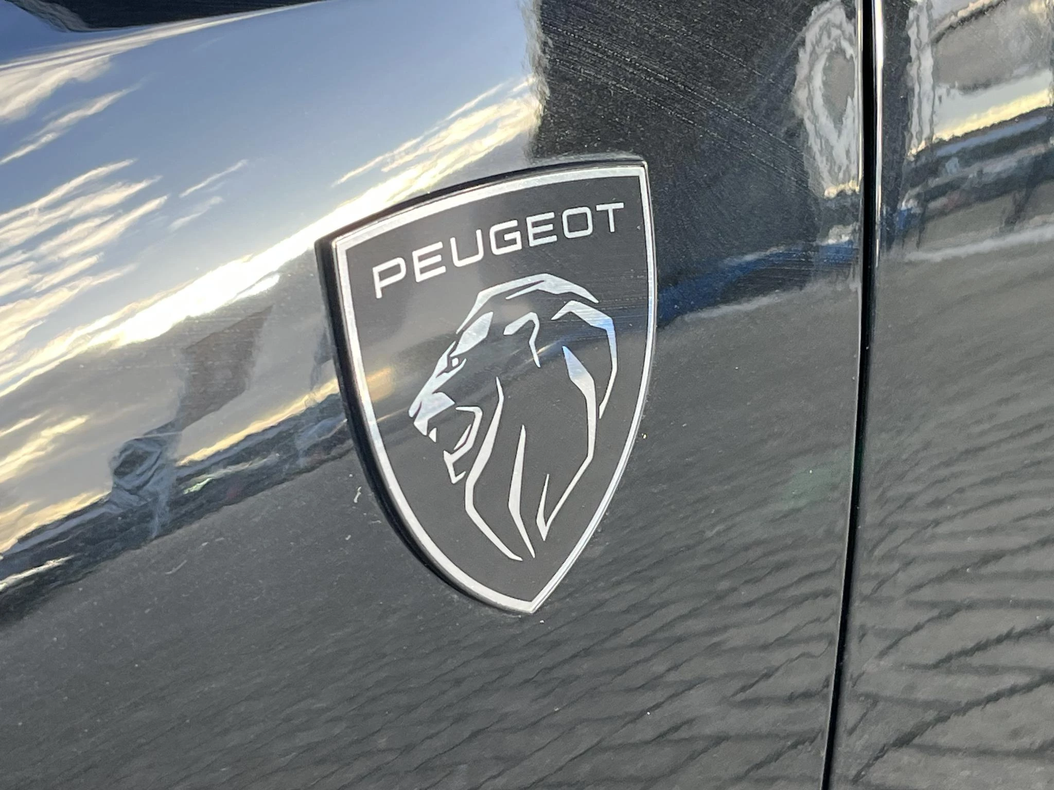 Hoofdafbeelding Peugeot e-3008