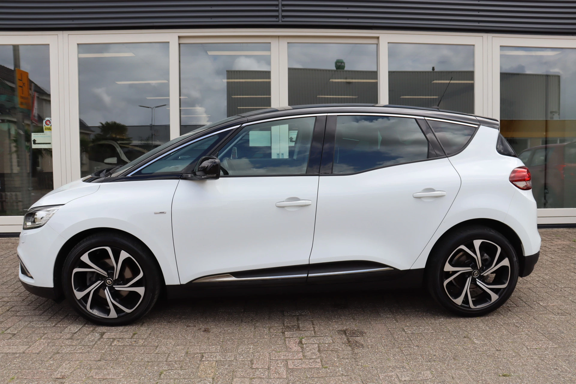 Hoofdafbeelding Renault Scénic