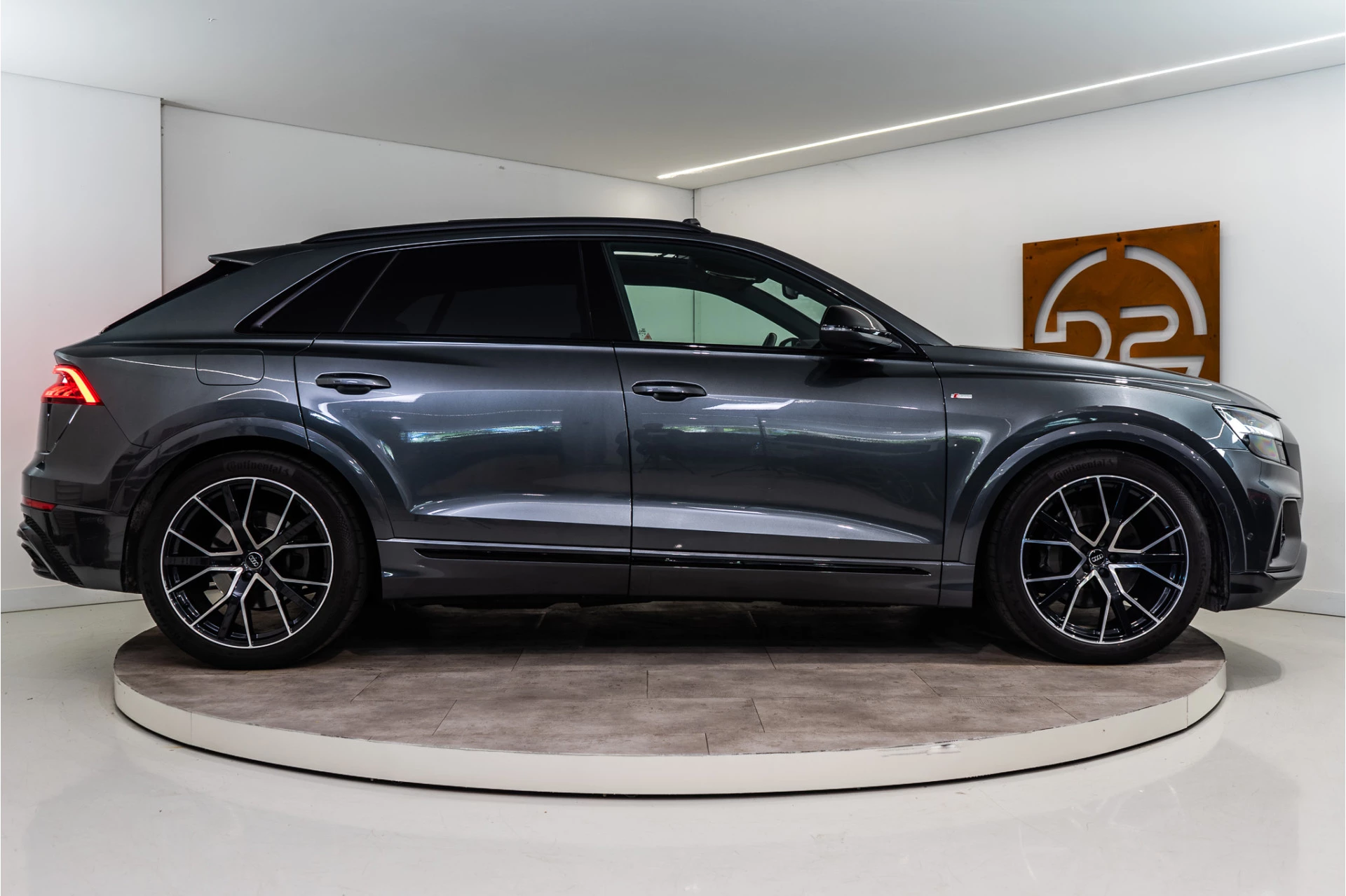 Hoofdafbeelding Audi Q8