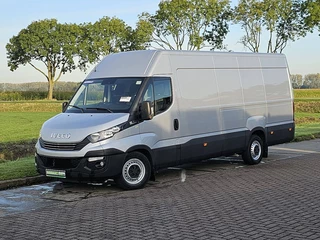 Hoofdafbeelding Iveco Daily Iveco Daily 35S18V 3.0 AC AUTOMAAT 3.0 LTR TREKHAAK 3500 KG EURO6