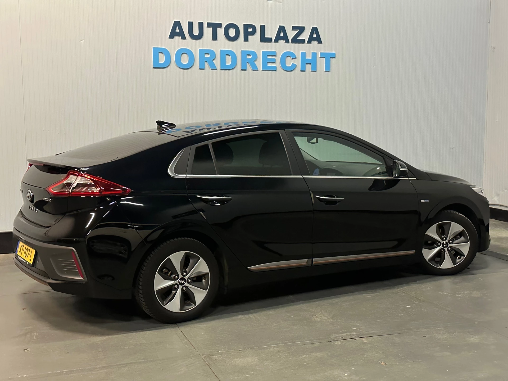 Hoofdafbeelding Hyundai IONIQ