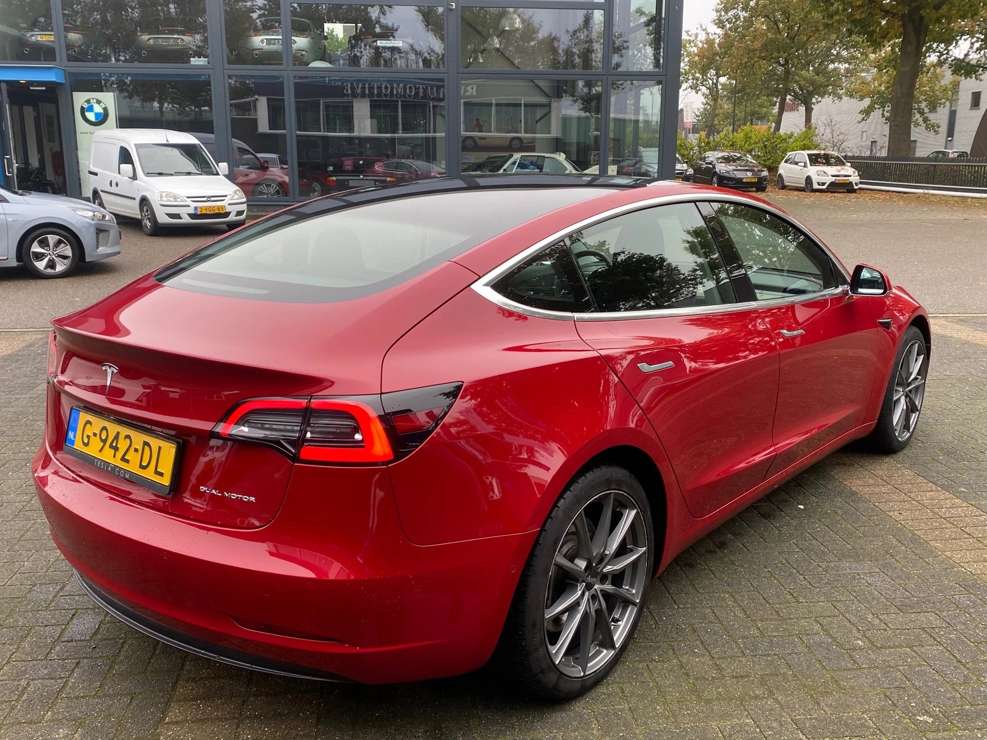 Hoofdafbeelding Tesla Model 3