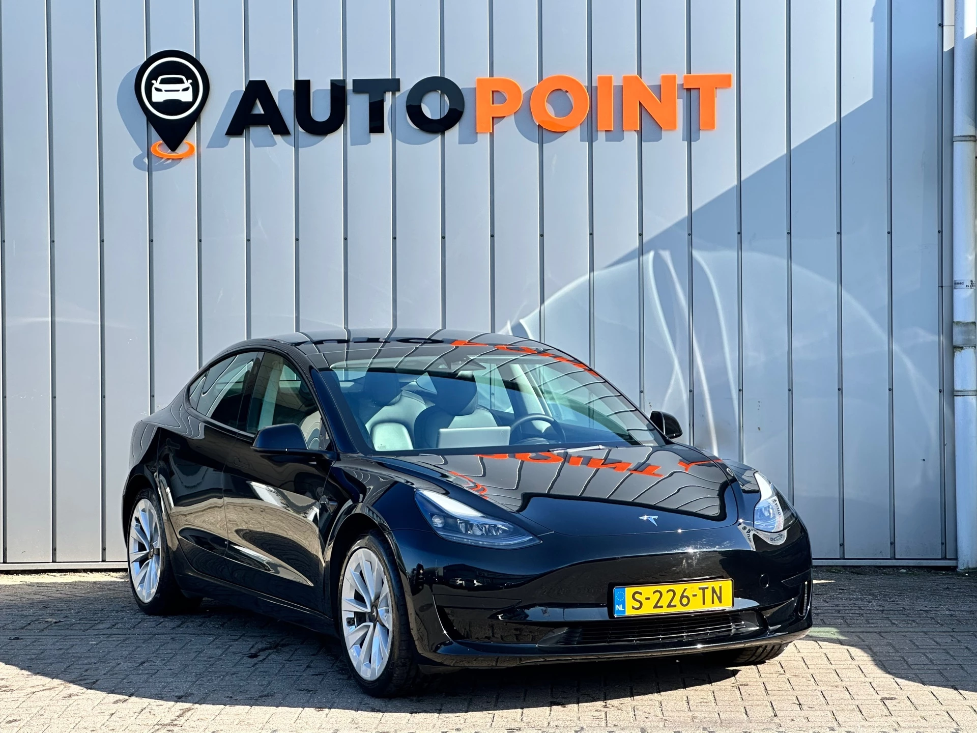 Hoofdafbeelding Tesla Model 3