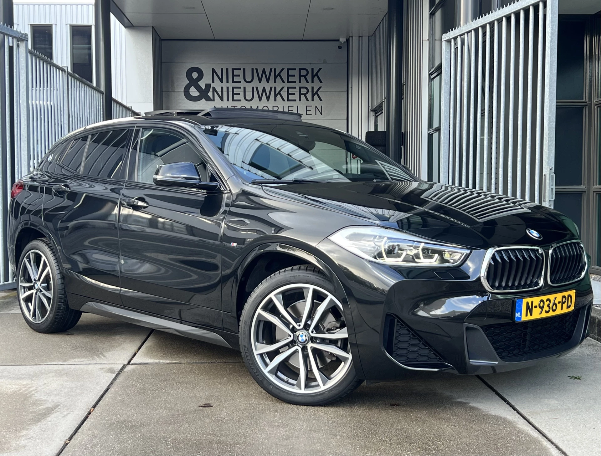 Hoofdafbeelding BMW X2