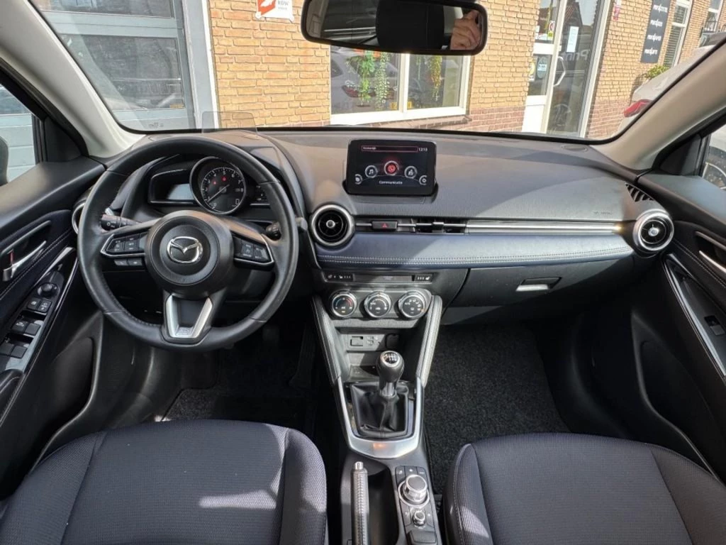 Hoofdafbeelding Mazda 2
