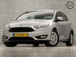 Ford Focus 1.0 Premium (GROOT NAVI, APPLE CARPLAY, CRUISE, PARKEERSENSOREN, ELEK PAKKET, ARMSTEUN, SPORTSTOELEN, NIEUWE APK, NIEUWSTAAT)