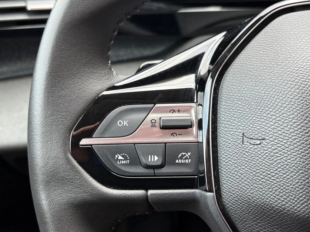 Hoofdafbeelding Peugeot 408